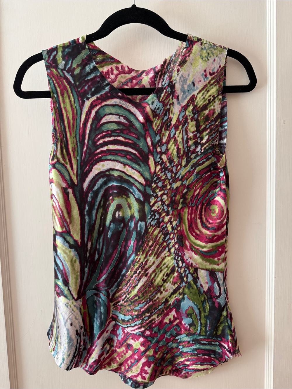 Abstract Swirl Sleeveless Blouse in Pink & Green